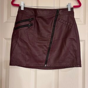 EXPRESS VEGAN LEATHER MINI SKIRT SZ 4